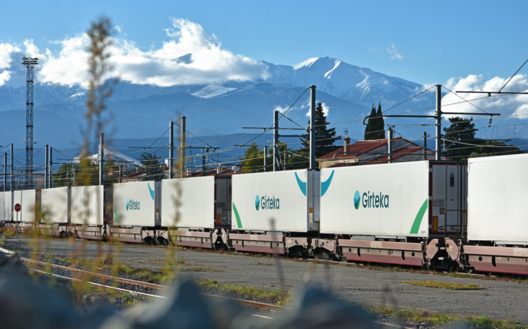 Intermodal Transport Evaluating the Real Impact on Emissions Reduction